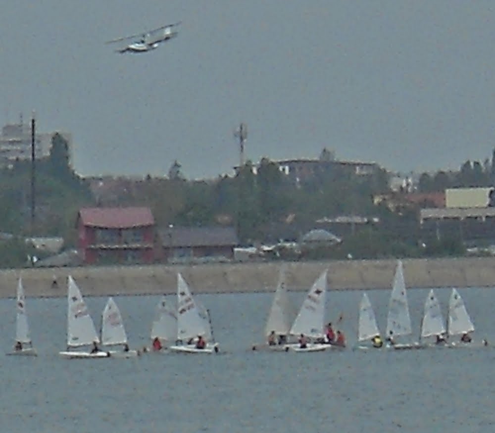 Festivalul AeroNautic Show ediţia 2 - Acrobații aeriene şi nautice (Lacul Morii) by search_me71