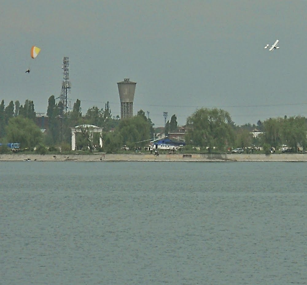 Festivalul AeroNautic Show ediţia 2 - Acrobații aeriene (Lacul Morii) by search_me71