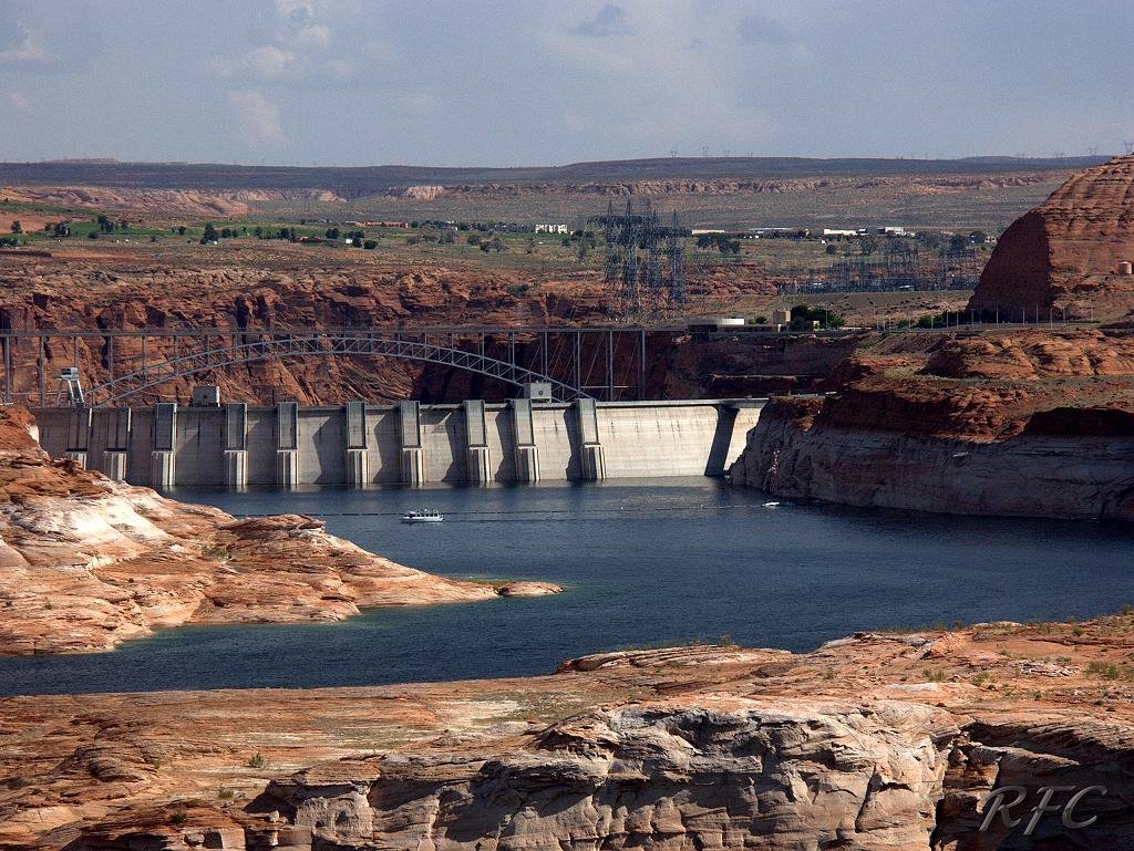 Glen Canyon Dam by Richard Cram