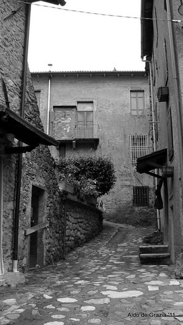 Garfagnana - Vagli by Aldo de Grazia