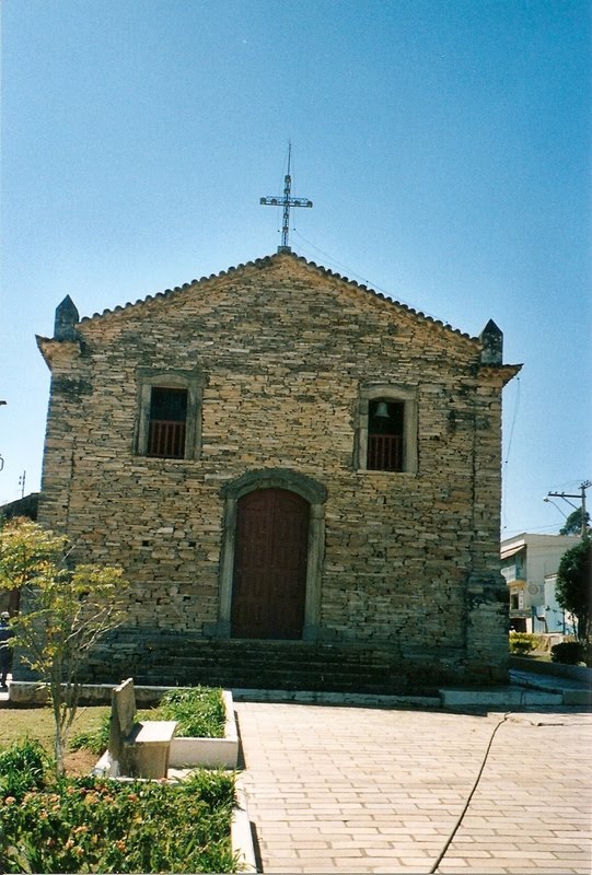 Igreja de sao tomé das letras by Fatima Rodrigues