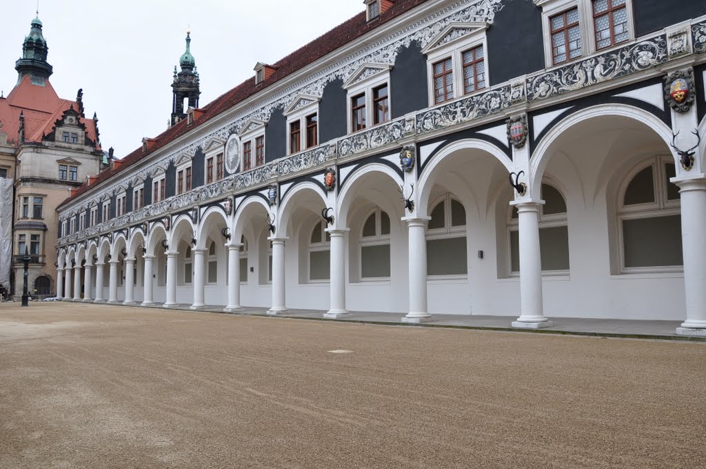 Dresden. Columns by valeriy&olga