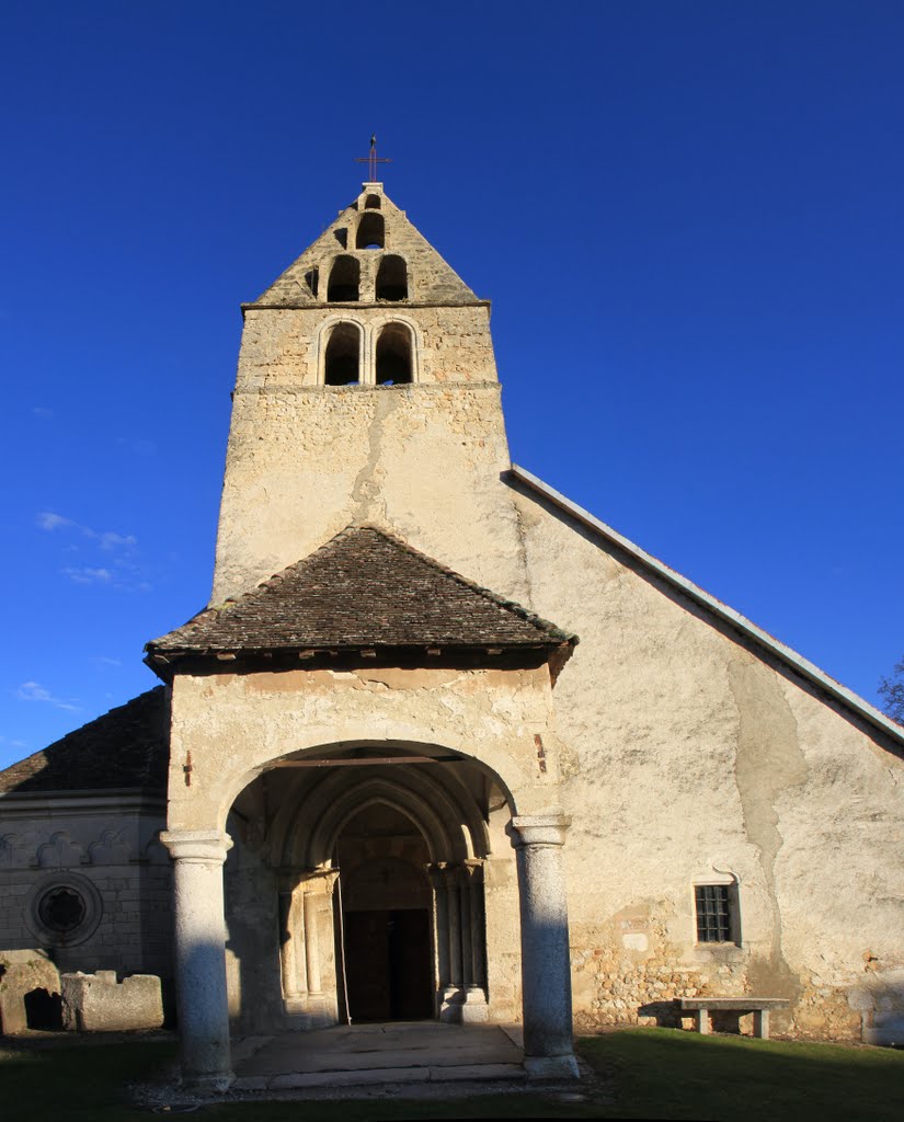 Eglise de Vieu by Ludo M