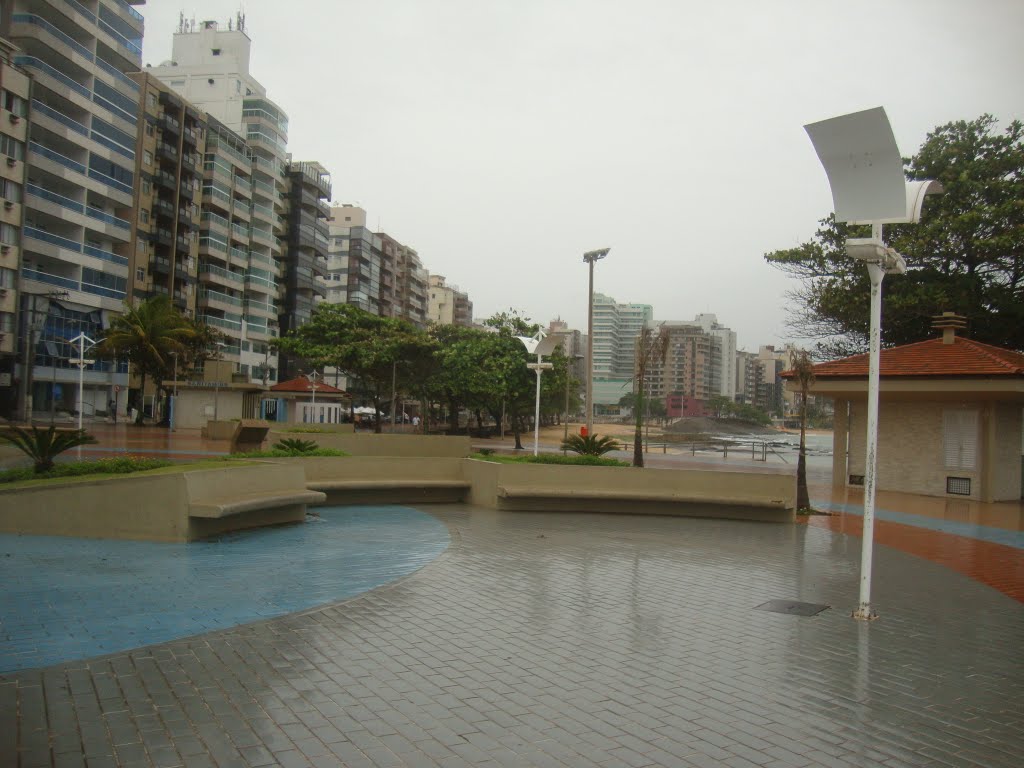 PANORÂMICA DA PRAIA DAS CASTANHEIRAS, centro de Guarapari by Diana Kaya