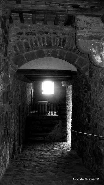 Garfagnana - San Pellegrino - Santuario Ss, Pellegrino e Bianco, Particolare by Aldo de Grazia