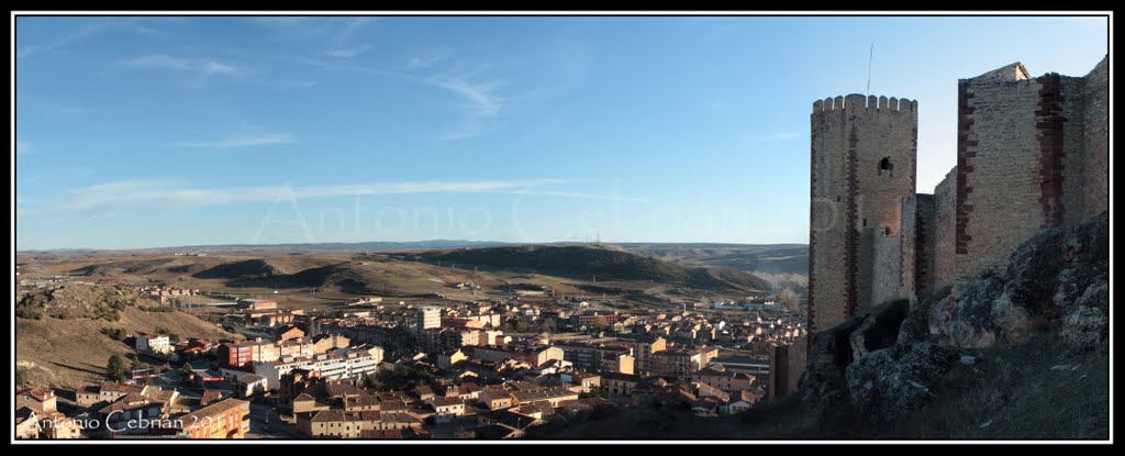 Molina de Aragón desde detrás del castillo by AntonioCebrian