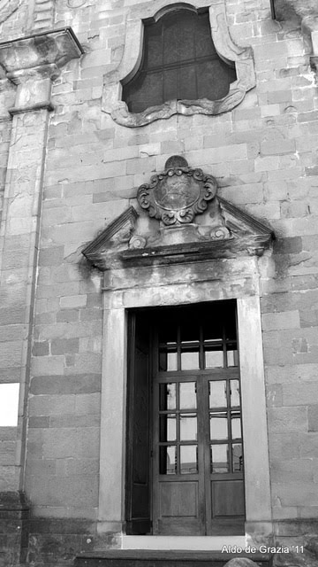 Garfagnana - Pieve Fosciana - Chiesa di San Giovanni Battista, Particolare by Aldo de Grazia