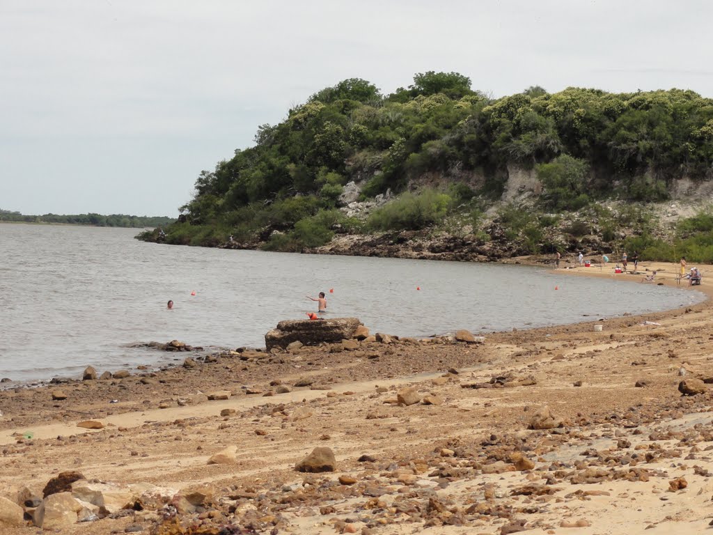 Barrancas sobre Río Uruguay - El Palmar - Dic. 2011/g_tapiero by Gonzalo F. Tapiero G…