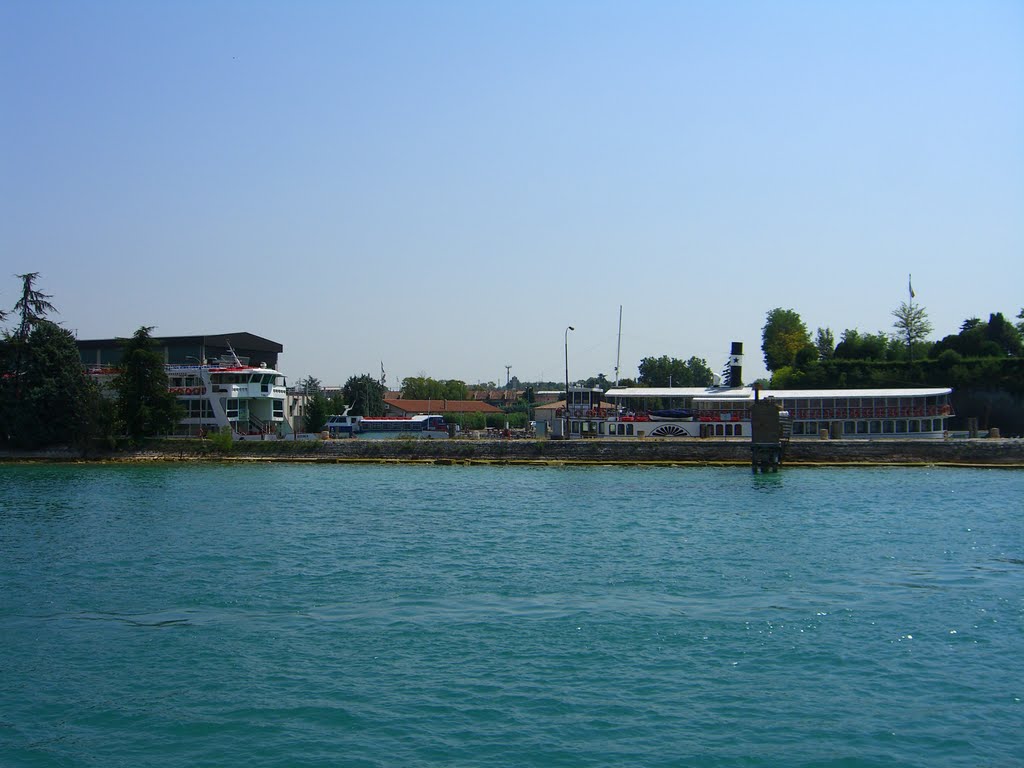 Peschiera del Garda, Province of Verona, Italy by denis-jtt