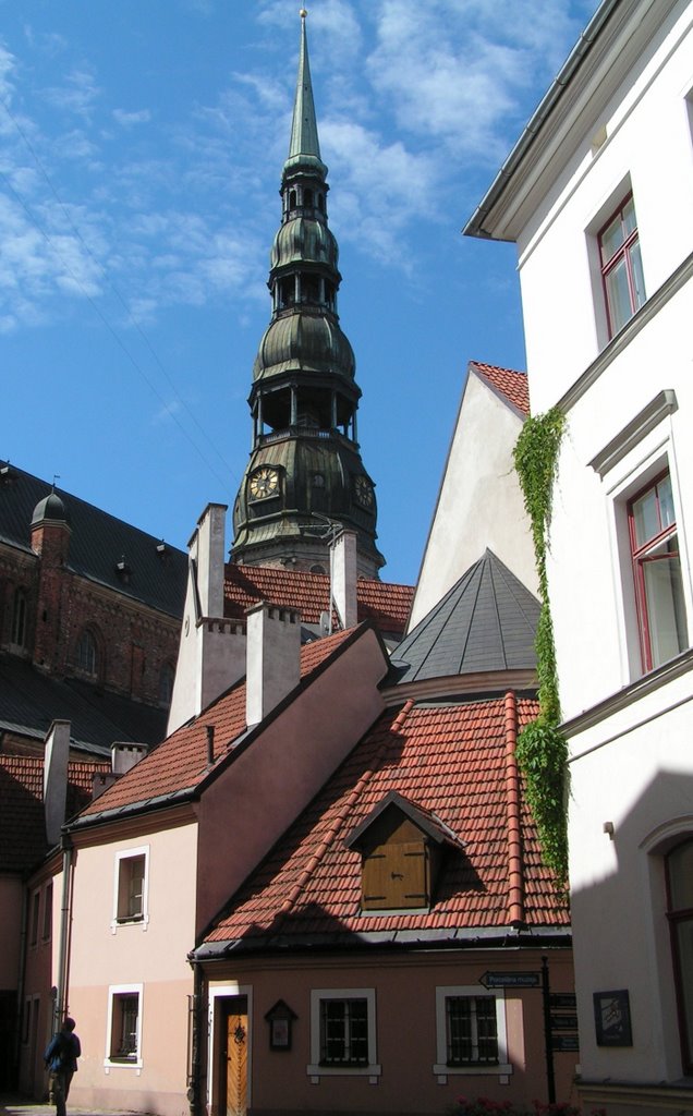 Riga - Turm der Petrikirche by Ernst Johner