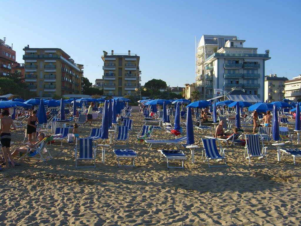 Via Levantina 3° Accesso al Mare, 30016 Lido di Jesolo VE, Italy by denis-jtt