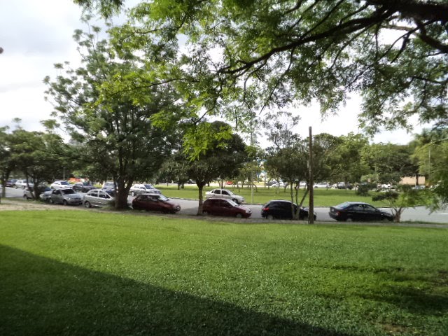 Vista da Praça do Oceanográfico by Moe de Jong