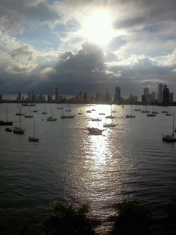 CARTAGENA DE INDIAS, COLOMBIA - ATARDECER MAGICO by EDGARD ELIUD CASTILL…