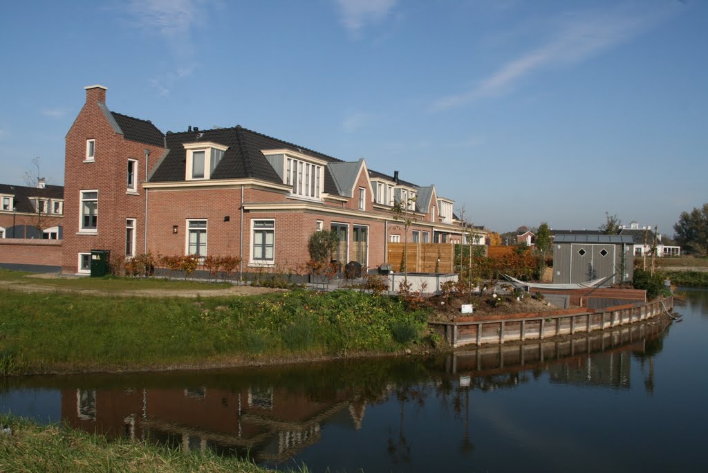 Nieuwe tuinen aan de Vecht; Op Buuren, Maarssen. by Carl030nl