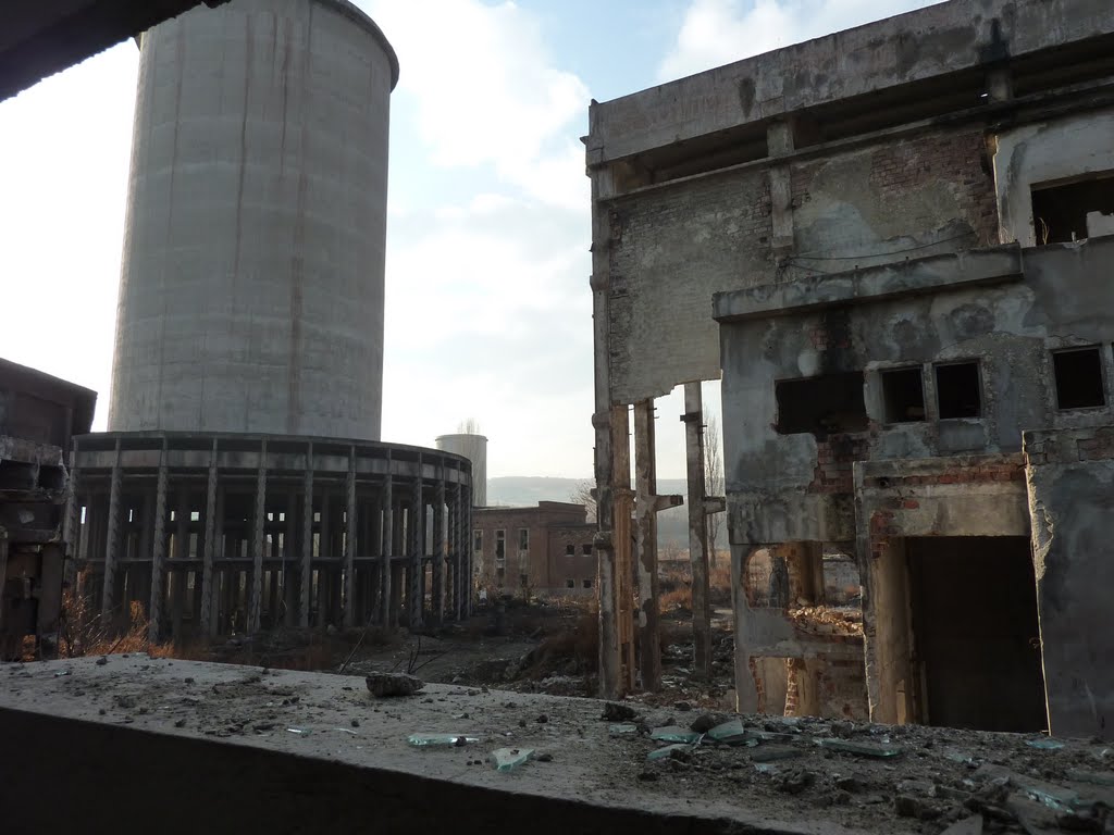 Ruine industriale - Industrial ruins by Rudolf Hanzelik