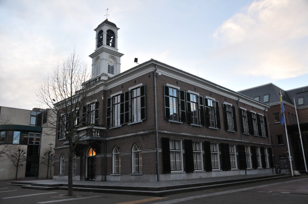 Gemeentehuis by Teun van der Toorn