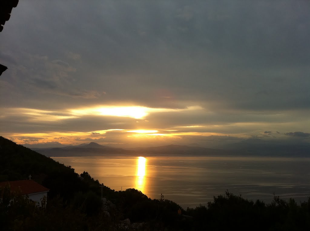 Korinthiakos from Loutraki by chrissatav