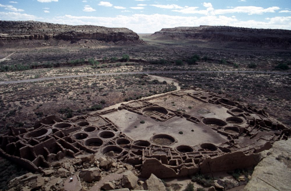 Pueblo Bonito, Chaco Canyon by ursonroute66