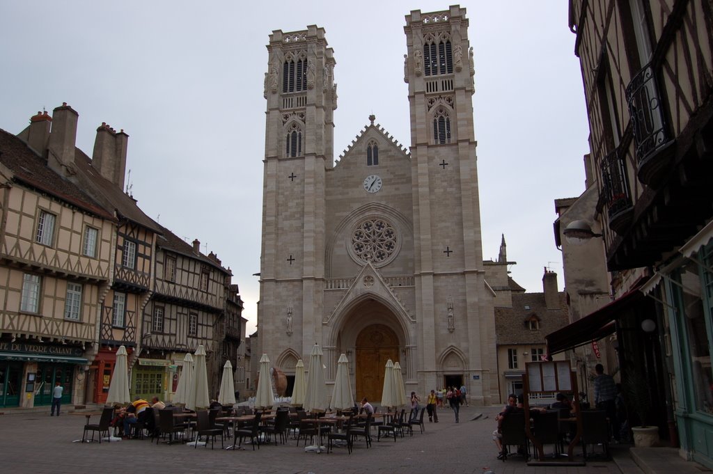 Chalon-sur-Saône by Frans van Leeuwen