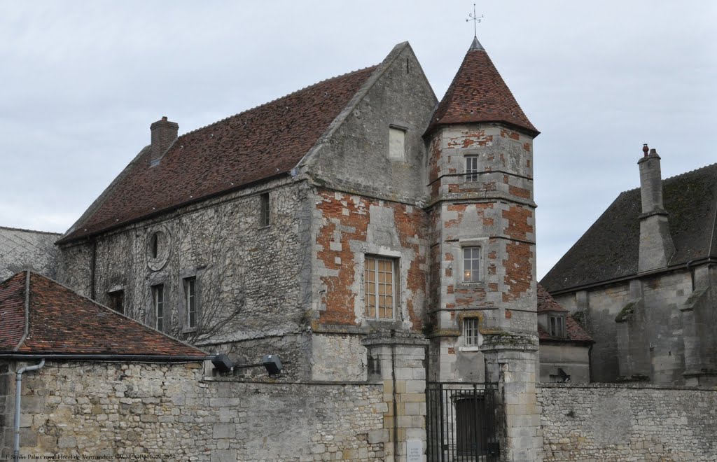 Hôtel de Vermandois à Senlis by Woimant-Malloizel