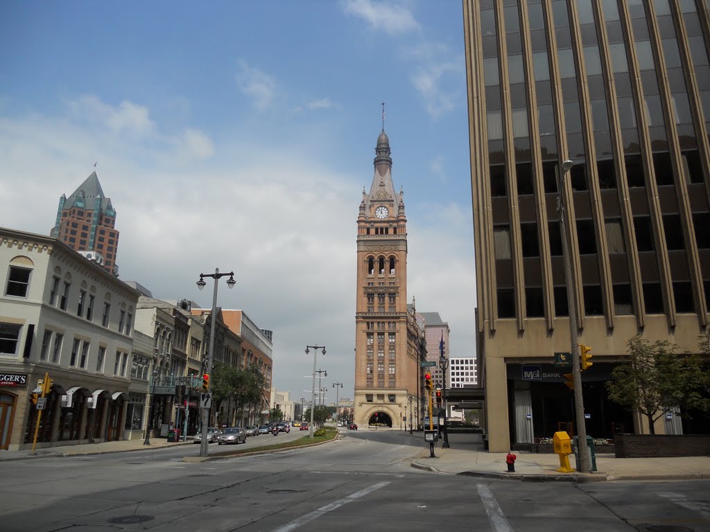 Milwaukee City Hall by tomas99b