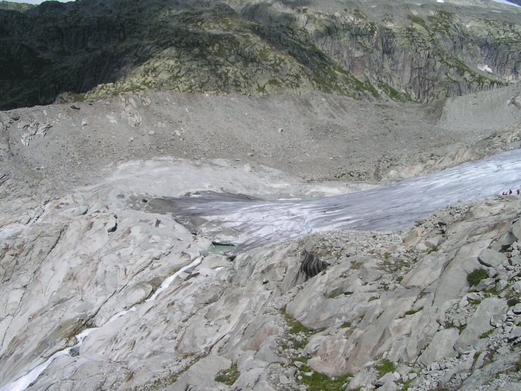 Rhone-Gletscher, Quelle der Rhone im August 2006. Vergleichen Sie mit der Aufnahme vom August 2007! by Dieter Zinser (RDZfd…