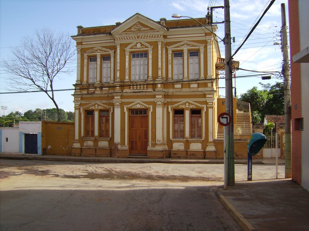 "Cadeia Velha" by Roberto Wagner Martins