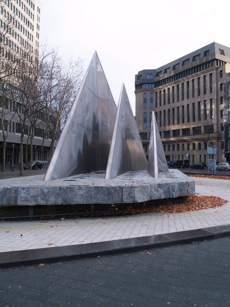 Mack-Brunnen·I, Düsseldorf by Gorka Aranzabal