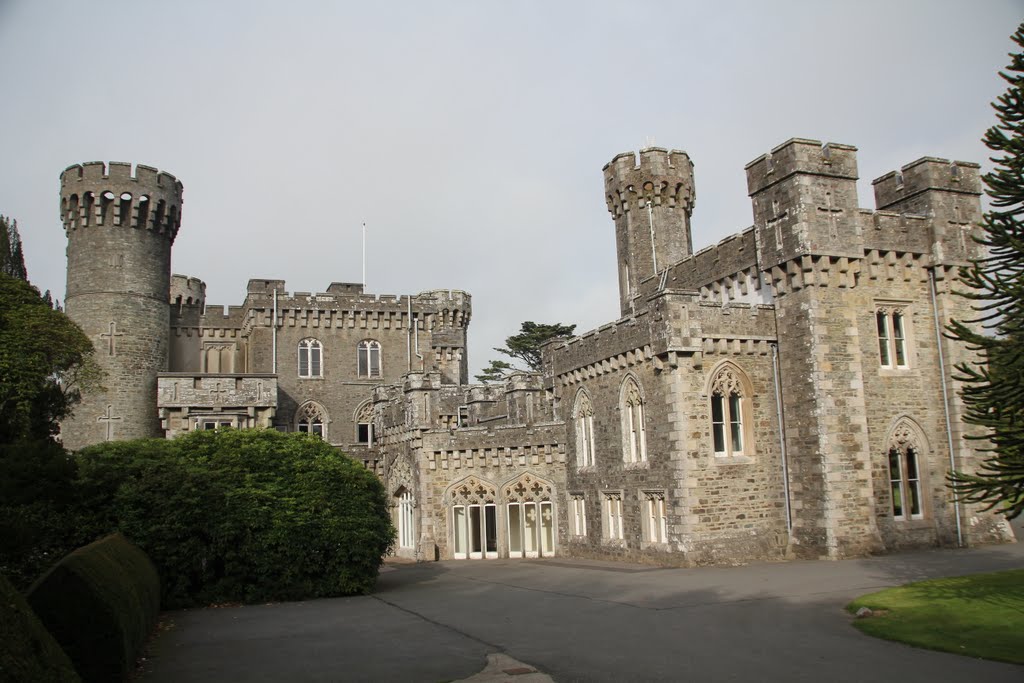 Johnstown Castle, Co. Wexford, Ireland by Tomasz Bukowski