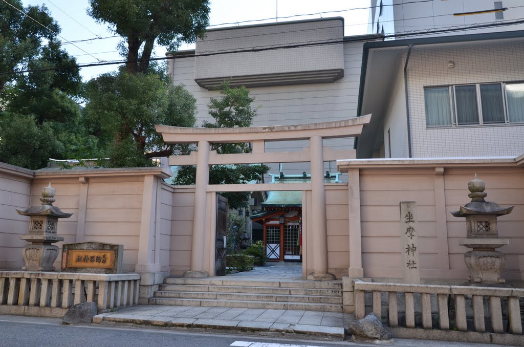 Ikasuri-Jinja 坐摩神社 (2011.10.28) by k.takita