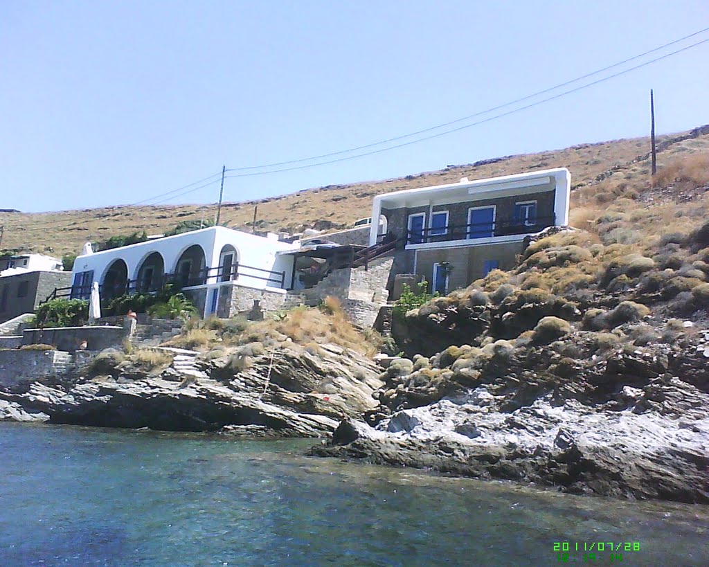 Kythnos-agios stefanos konitopoulos house by takesian grigorios