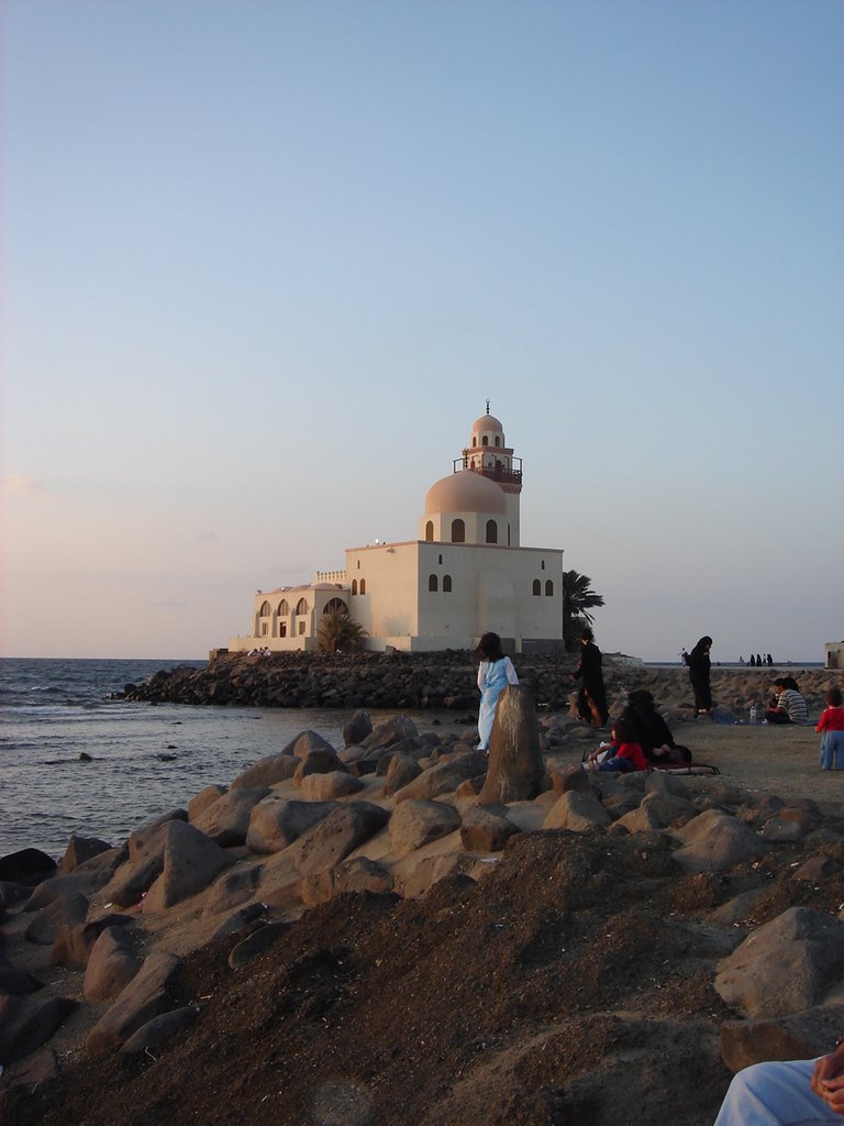 Corniche mosque by fareeda