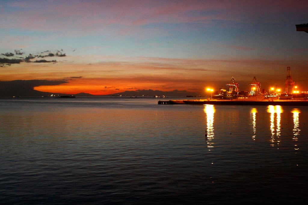 Manila Bay, View of Eva Macapagal Super Terminal by orangedroplet