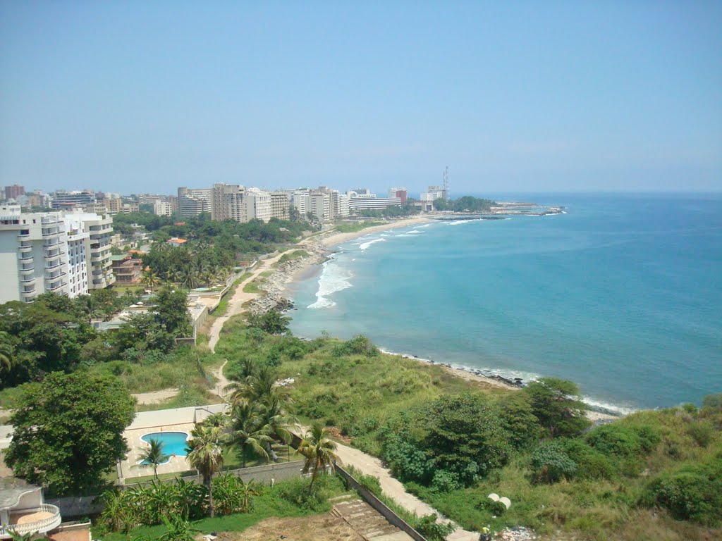 Praia de La Guaira, Caribe by Antonio Benício Cabr…