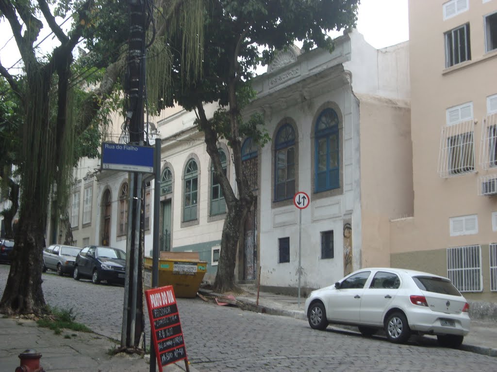 Esquina e ladeira by RaulFelix