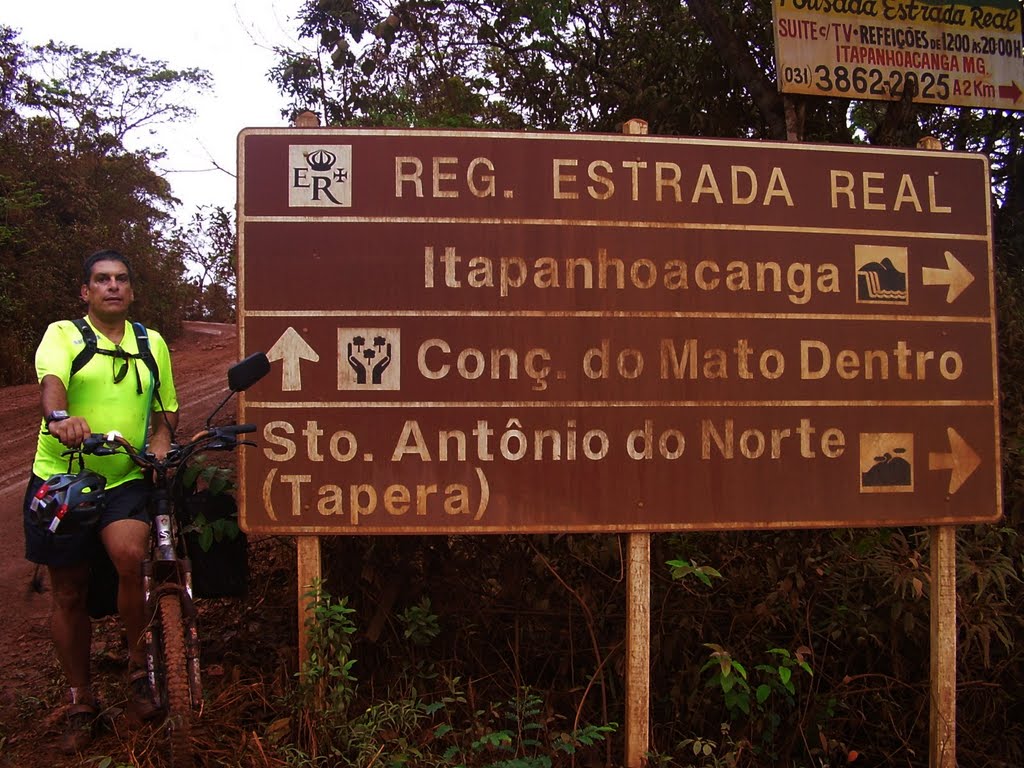 Estrada Real. Caminho dos Diamantes. Diamantina a Ouro preto by Fernando Mendes