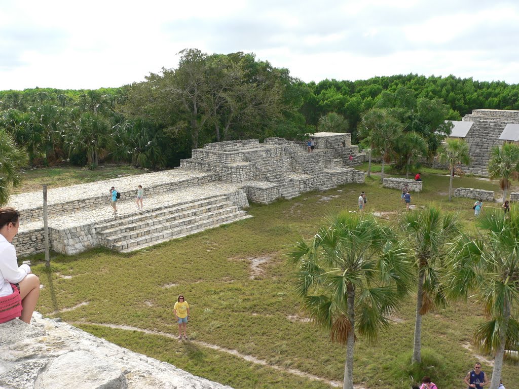 Dzemul, Yuc., Mexico by Becky Robbins