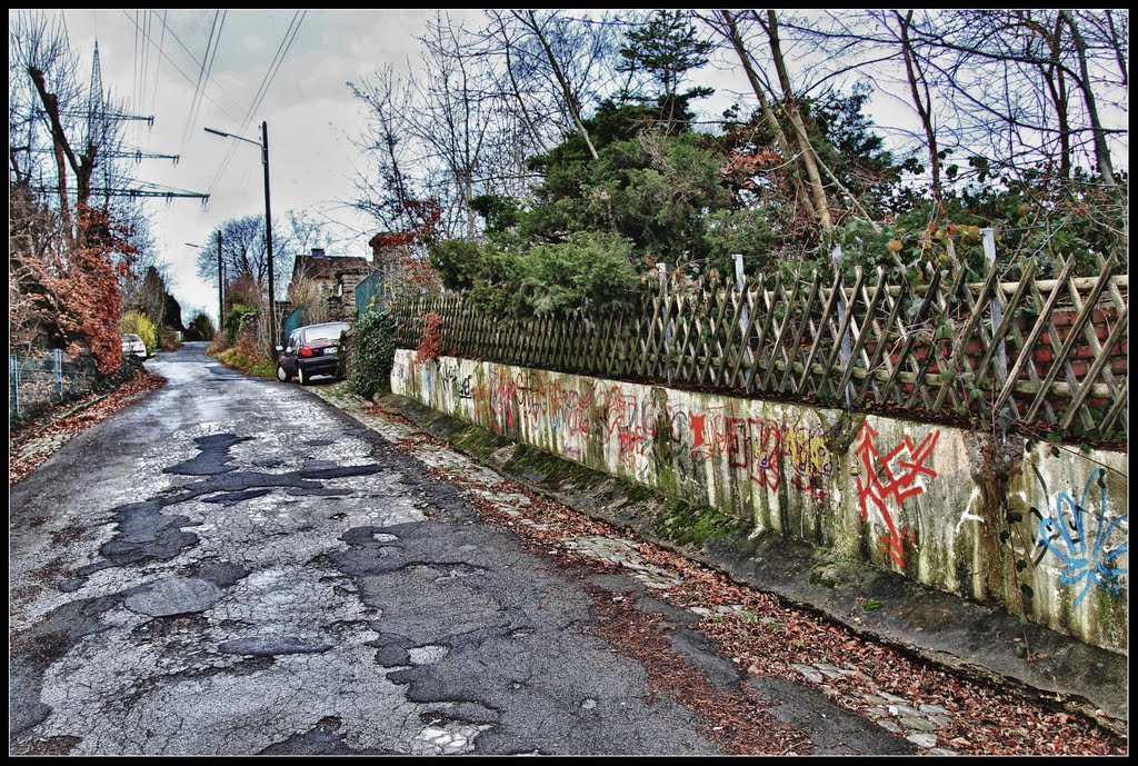 Uellendahl-West, Wuppertal, Germany by Ralf Es