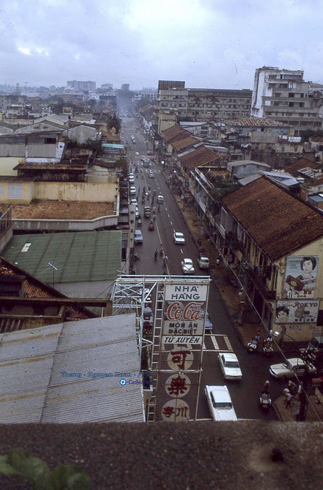 Đồng Khánh St. 1971 - Phto by Vincentyip by Thắng ARCH “OV-10 Br…