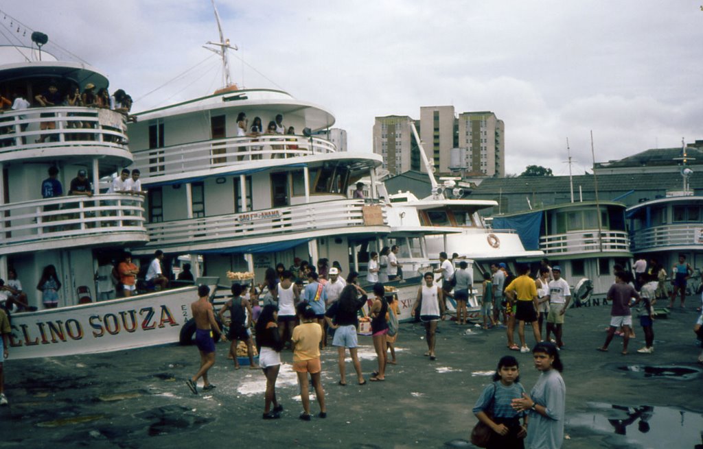 Manaus Hafen Brasilien 1993 by Klimke