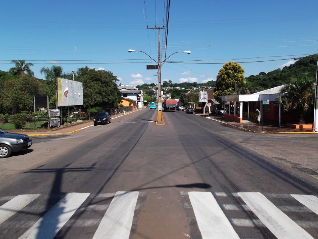 Rodovia,RS-324,trecho:Vila Maria,RS,Brasil. by fredysilva11