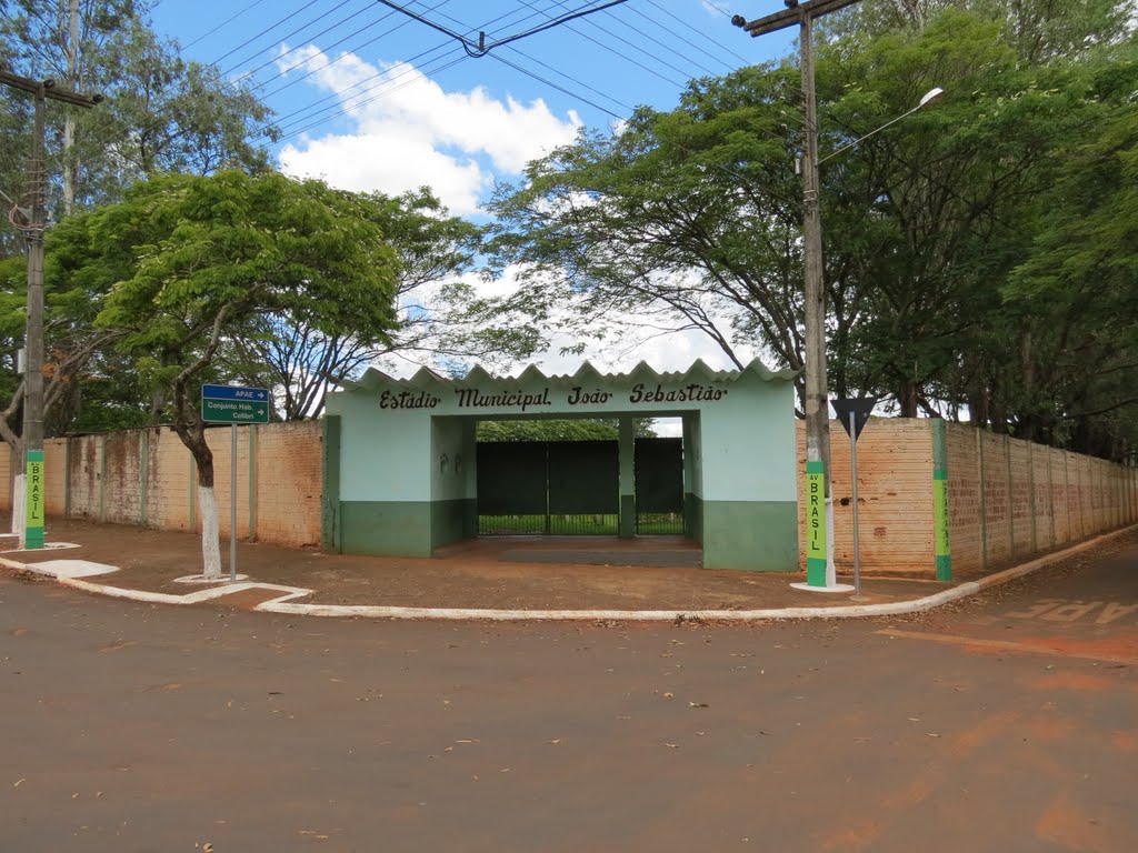 Entrada do Estádio Municipal João Sebastião em Itaúna do Sul, PR. by Ricardo Mercadante