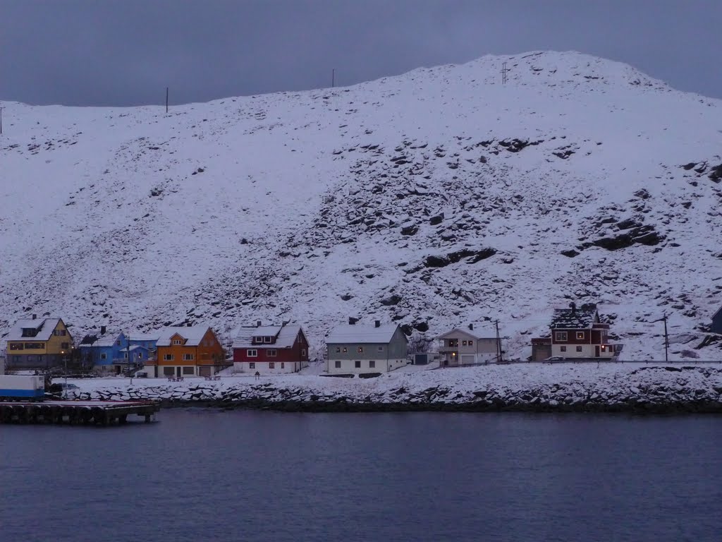 Havoysund in November by dorothee