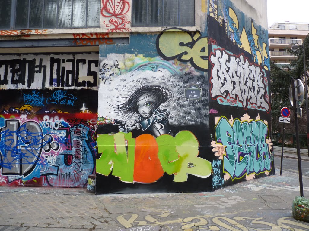 Paris - Graff Rue de Lagny (2011) by greg-007