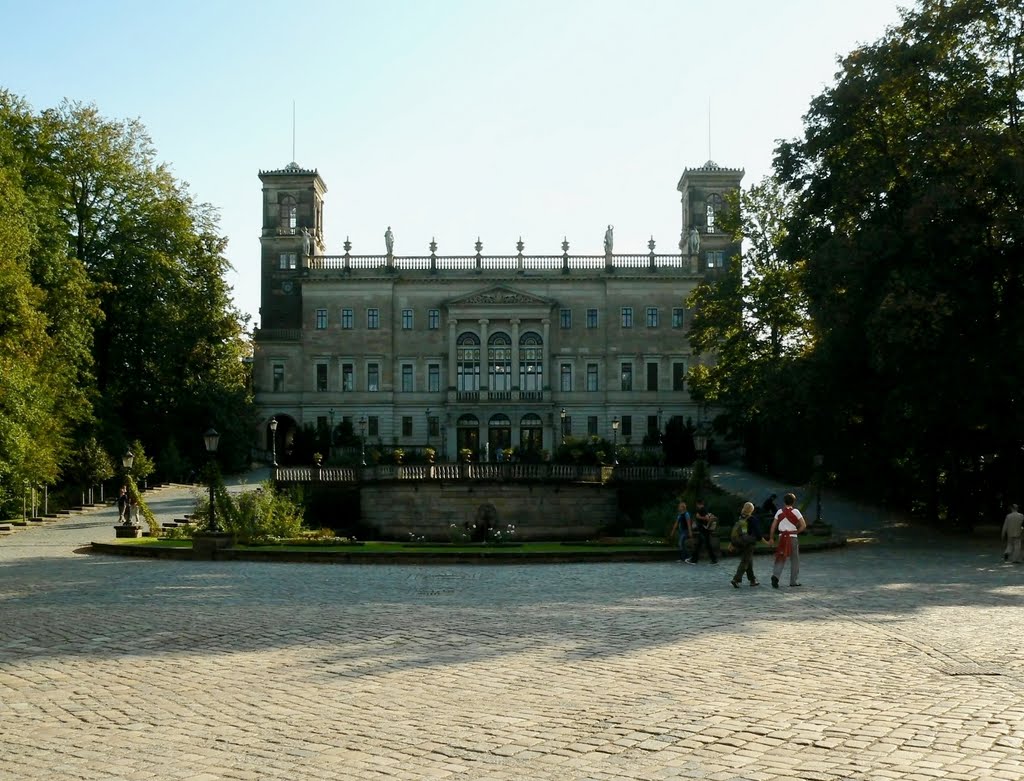 Dresden - Das Schloss Albrechtsberg erbaut 1850-1854 - Nordseite by Thomas Eichler