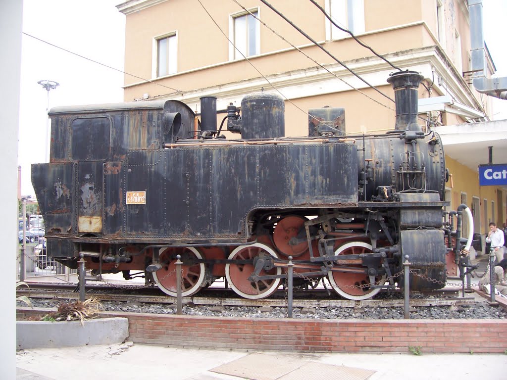 FS R370012, Hauptbahnhof Catania by Oliver Bühler