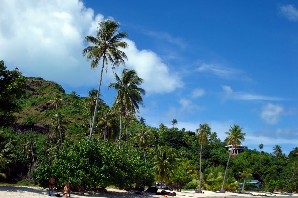 On the Beach Maupiti by dawnzandstra