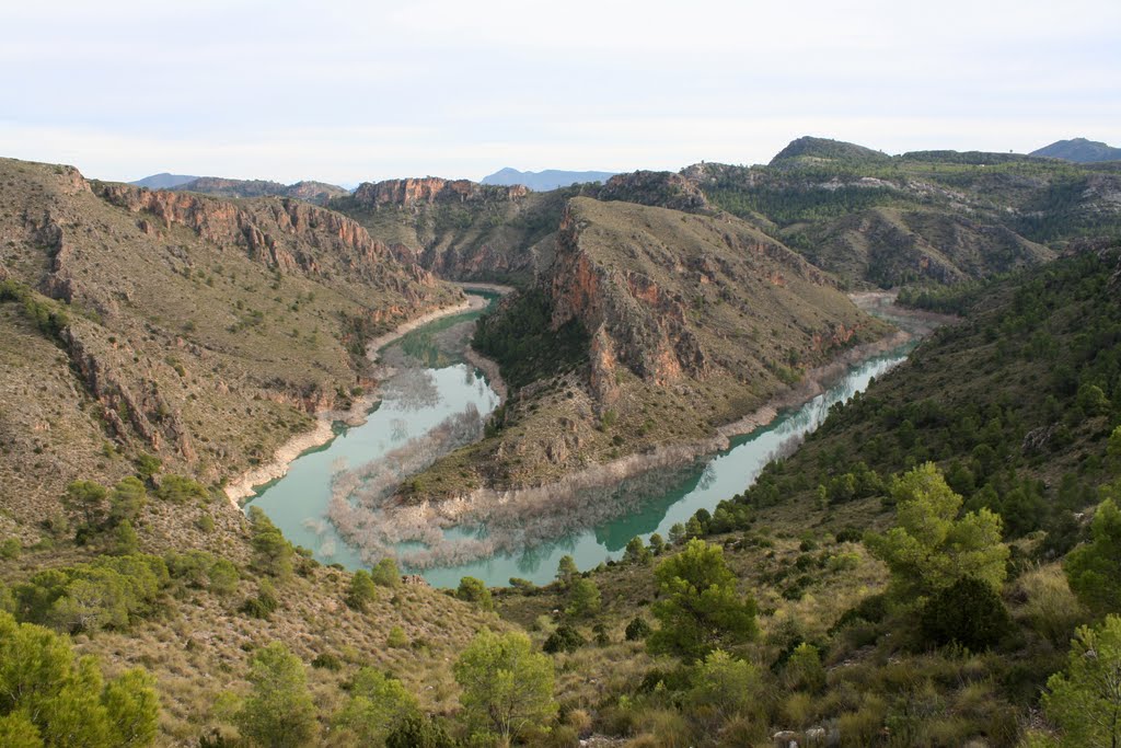 EMBALSE DEL CENAJO by acusticalennon