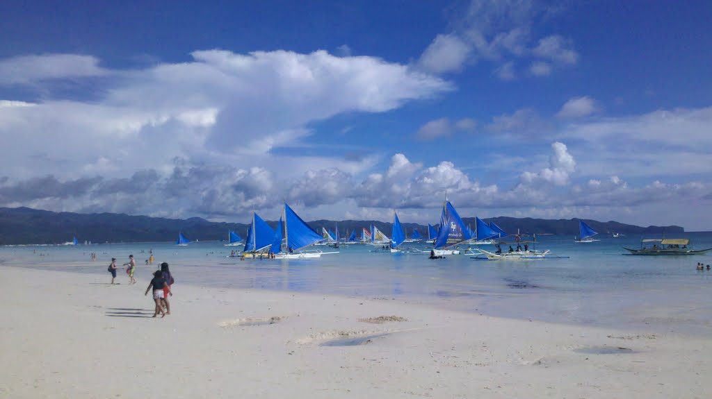 Boracay, Philippines by Steve ZHU