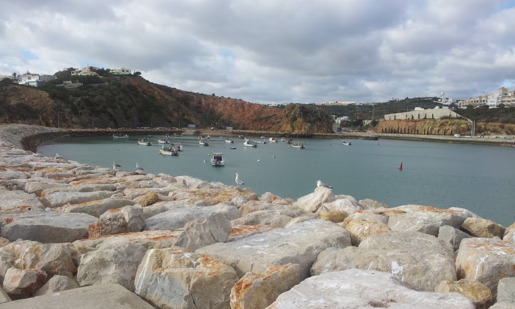 Entrance harbour Albufeira by Eric Nyssen